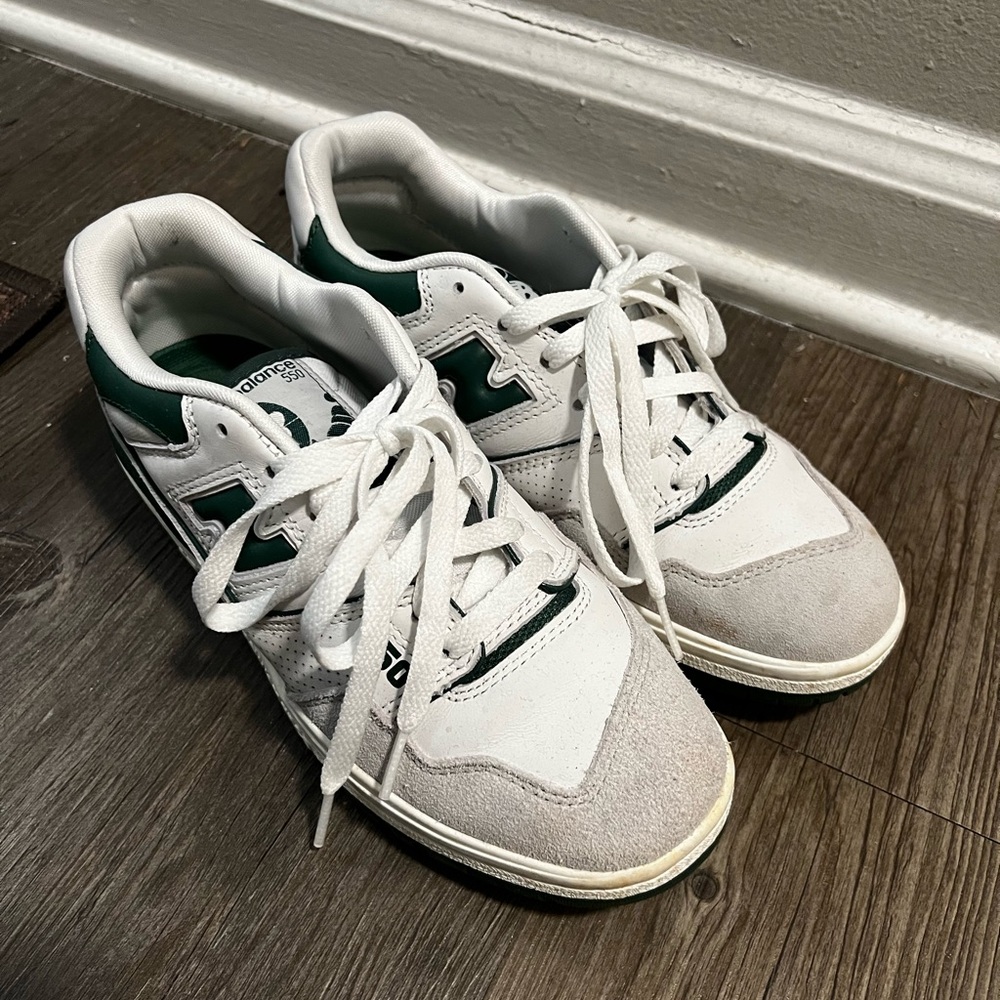 New Balance 550